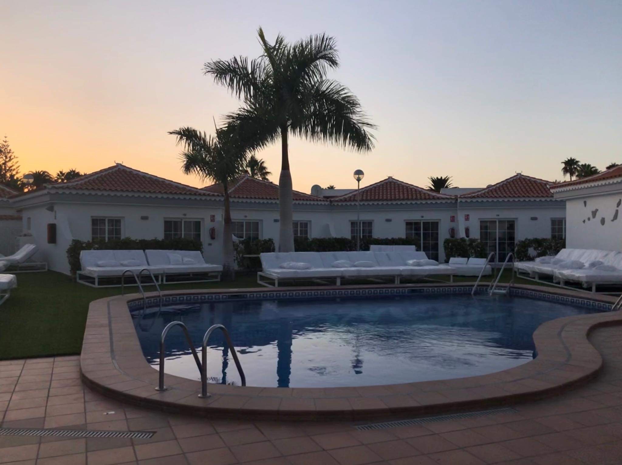 20085D3E-2100-43BF-9E8A-155AEED973B0