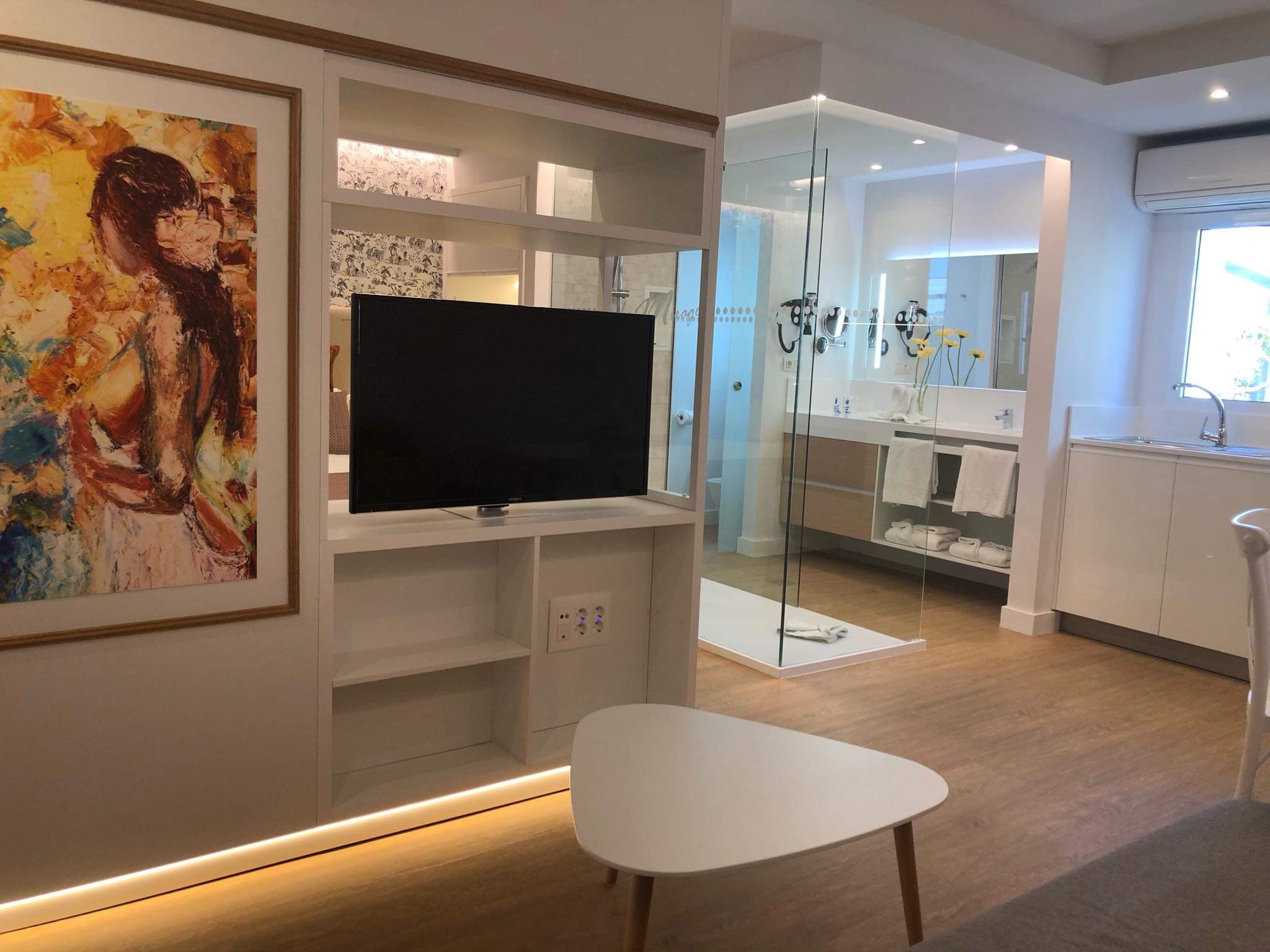 55327777-39BA-4F40-8FB9-8B3B31C3AF70